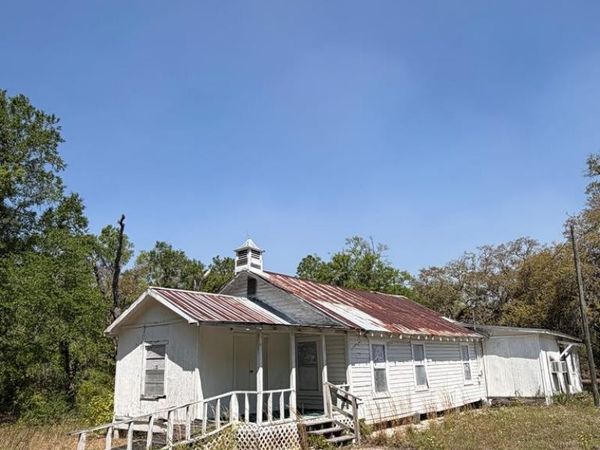 530 SE 154th Ave, Old Town, FL 32680