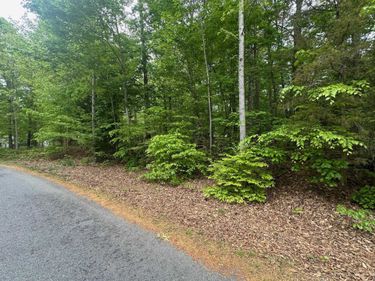 4 EAST POINT RD, Unit 64, PALMYRA, VA 22963