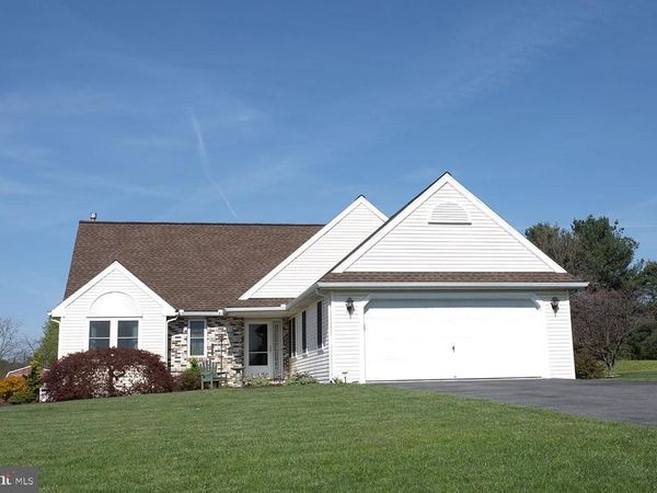 3 SHOLLY DRIVE, HAMBURG, PA 19526