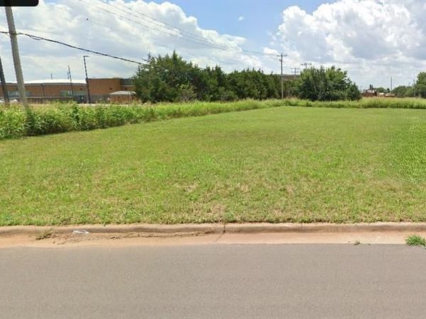 3901 N Lindsay Avenue, Oklahoma City, OK 73105