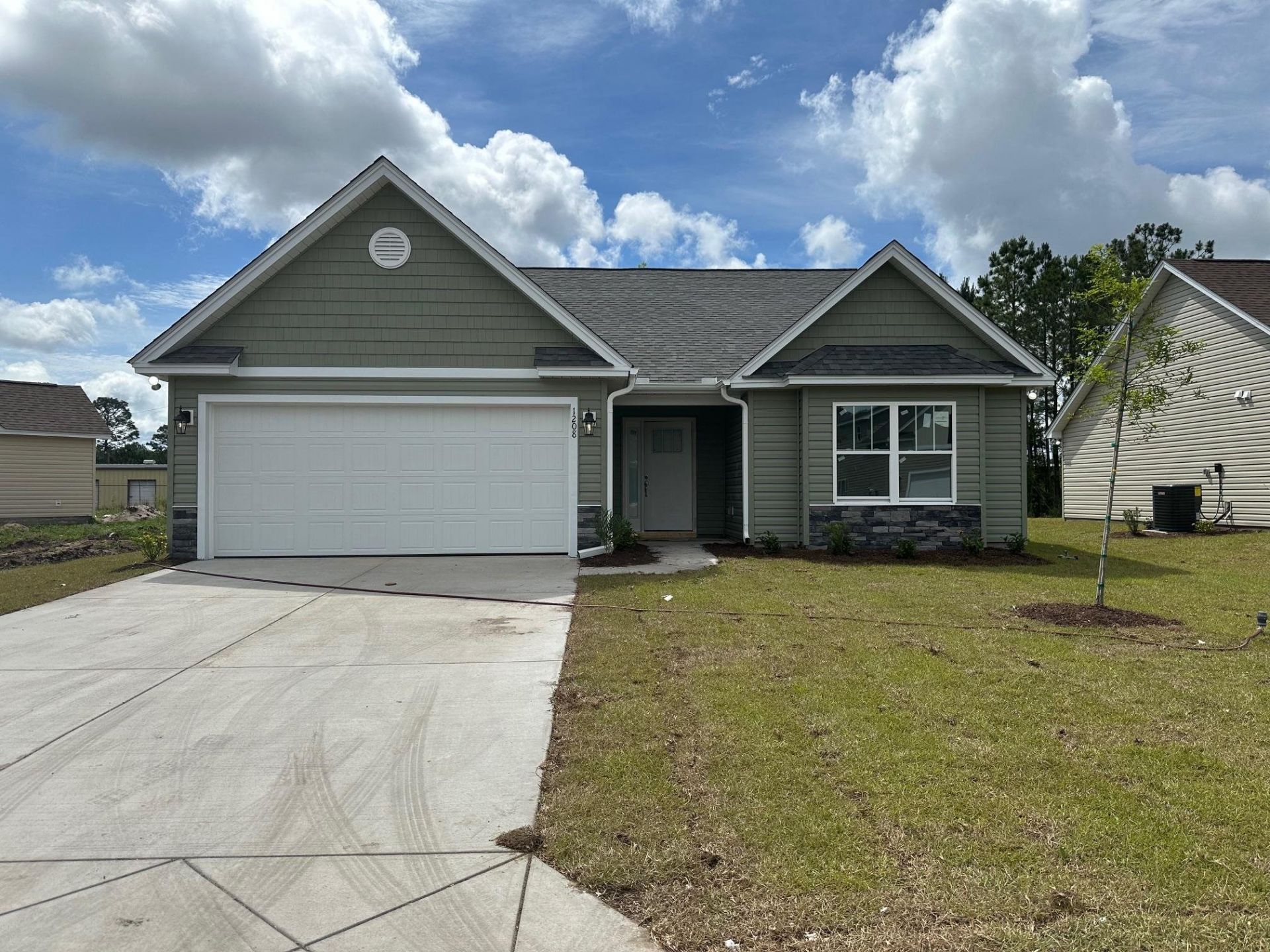 941 Padgett Lane  Photo 1