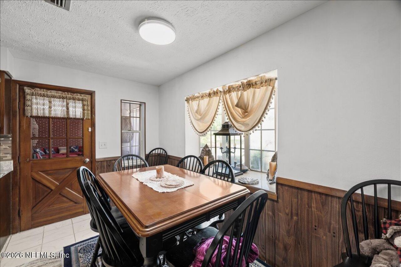 117 St Johns Fishing Lodge Road, Crescent City, FL 32112 Photo