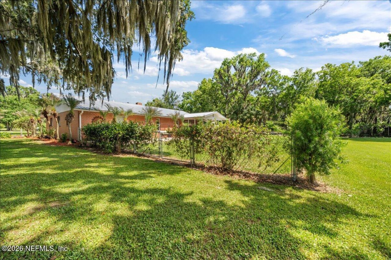 117 St Johns Fishing Lodge Road, Crescent City, FL 32112 Photo