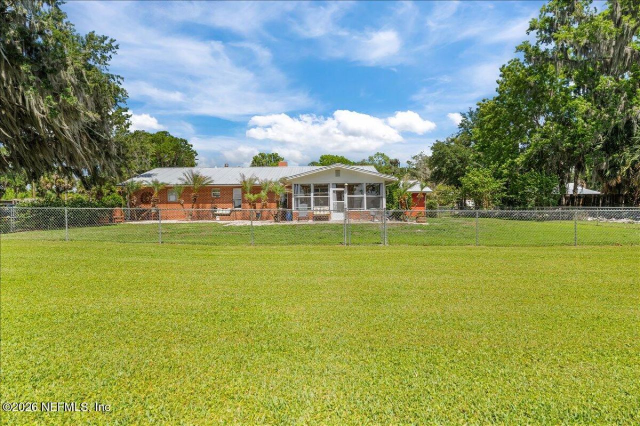 117 St Johns Fishing Lodge Road, Crescent City, FL 32112 Photo