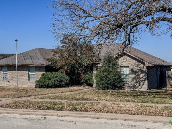 910 Northern Dancer Drive , Copperas Cove, TX 76522