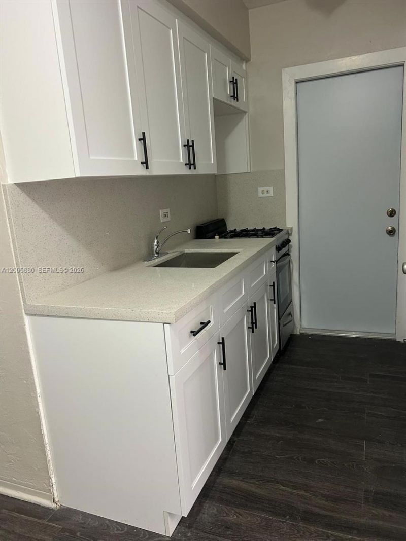 1743 NW 15th St, Unit 1743, Miami, FL 33125 Photo