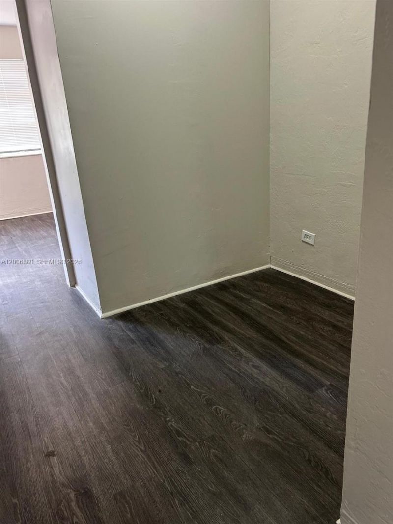 1743 NW 15th St, Unit 1743, Miami, FL 33125 Photo