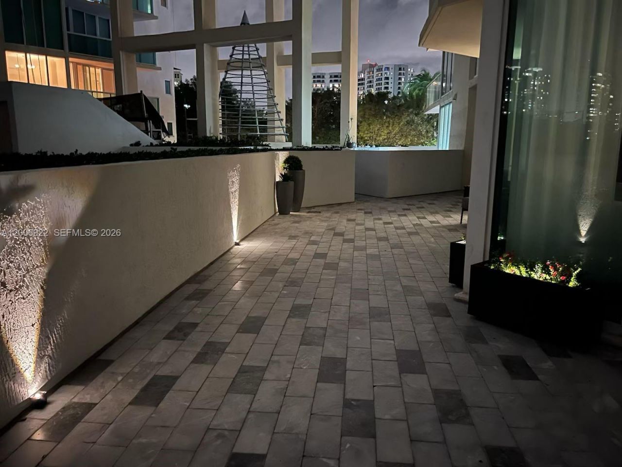 3370 Hidden Bay Dr , Unit 409, Aventura, FL 33180 Photo