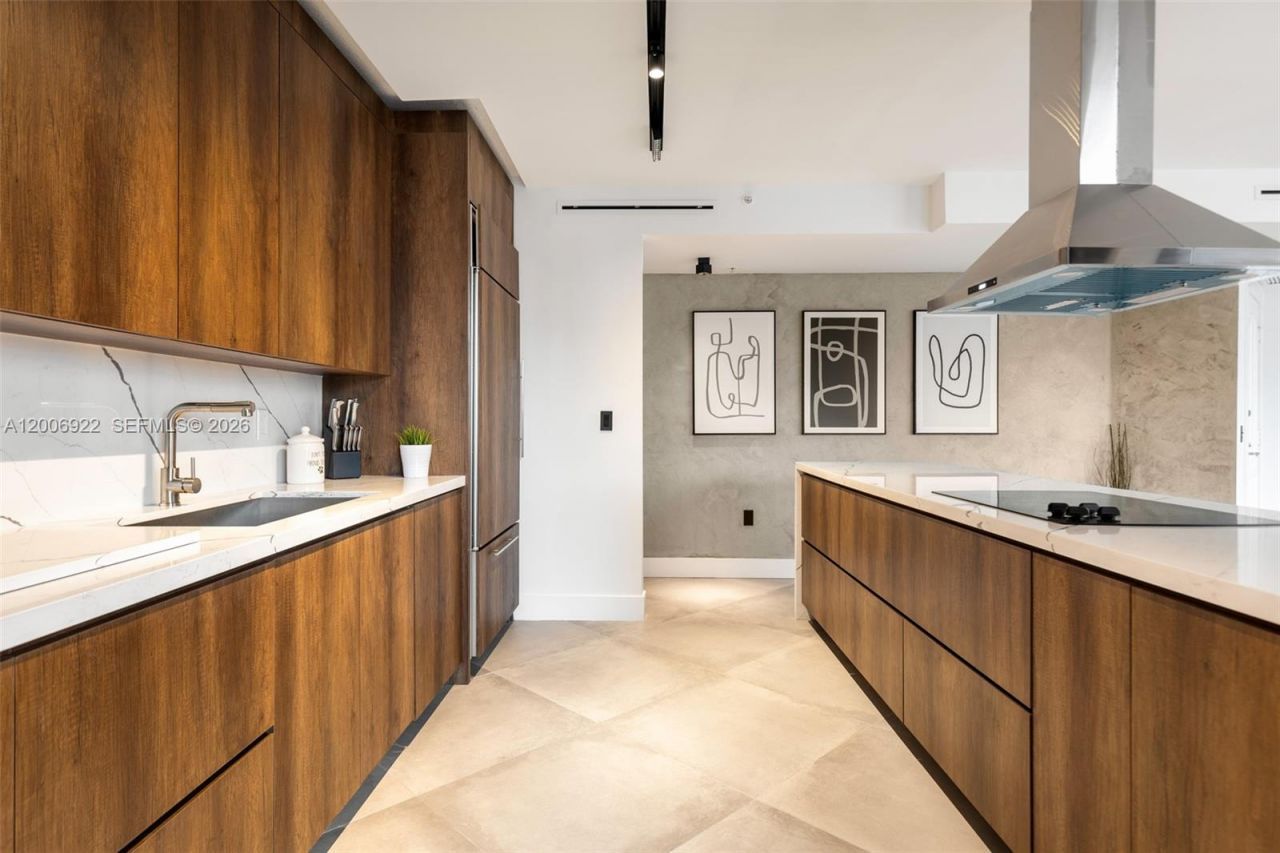 3370 Hidden Bay Dr , Unit 409, Aventura, FL 33180 Photo