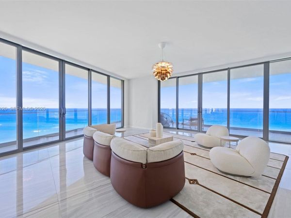 18975 Collins Ave , Unit 700, Sunny Isles Beach, FL 33160