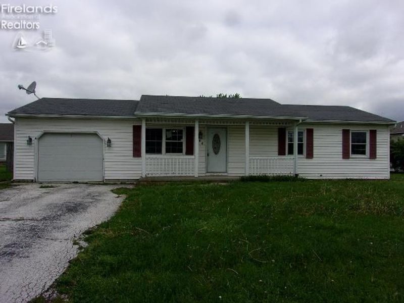 608 Crabapple Drive, Carey, OH 43316 Photo 1