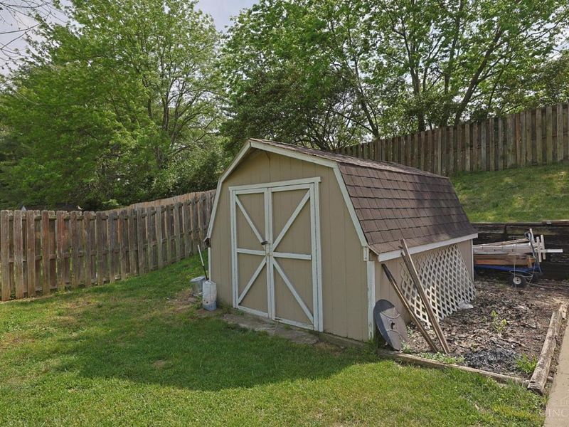 158 Country View Drive, Harrison, OH 45030 Photo 40