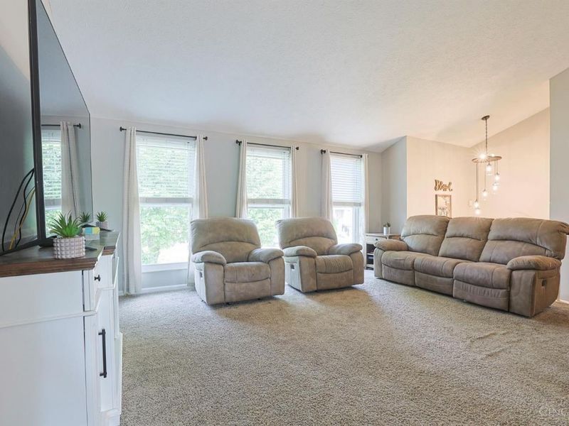 158 Country View Drive, Harrison, OH 45030 Photo 8