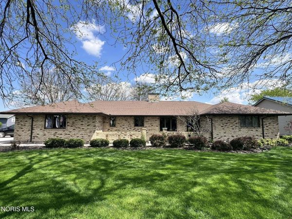 685 N Main Street , Arlington, OH 45814