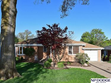1308 N 56 Street , Omaha, NE 68132