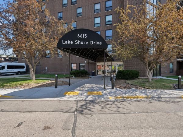 6615 Lake Shore Drive S, Unit 406, Richfield, MN 55423