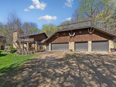 38630 US Highway 169, Saint Peter, MN 56082