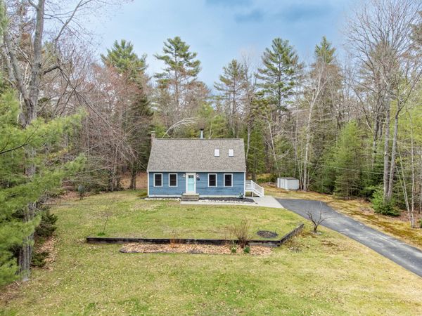 19 Woodridge Drive, Standish, ME 04085