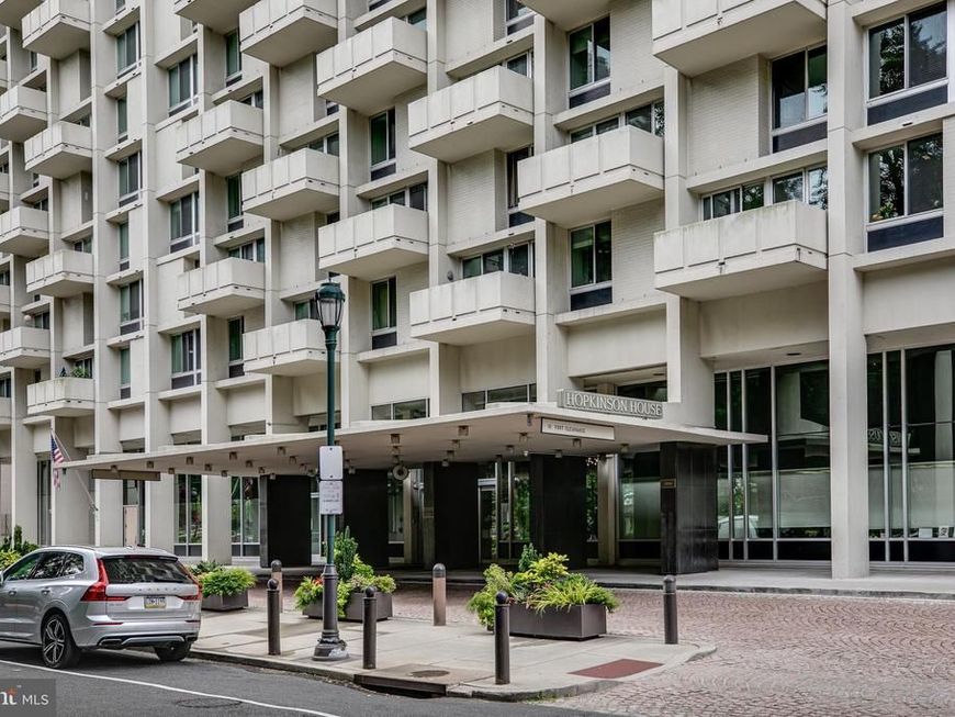 604 S Washington Square, Unit 3105, Philadelphia, PA 19106 Main Photo