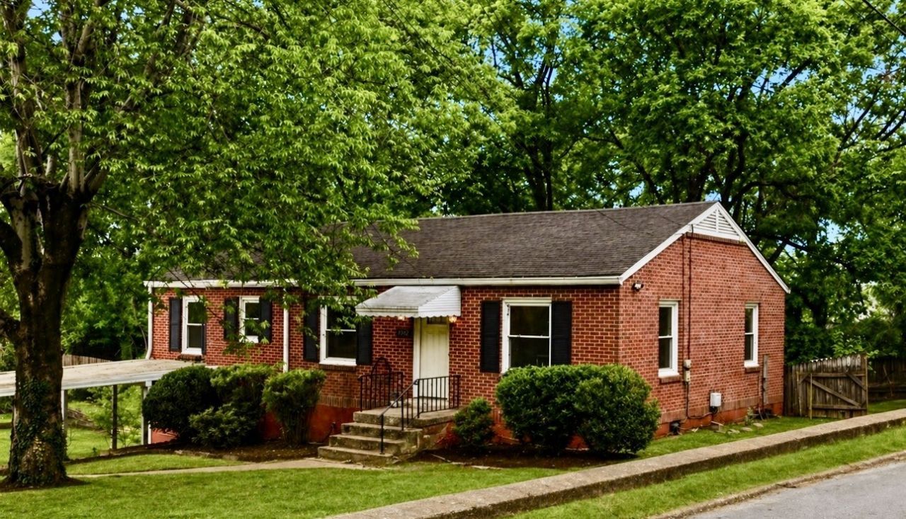 1012 Oakdale Dr, Columbia, TN 38401 Main Photo