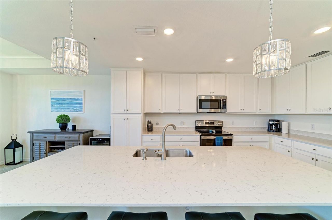 17520 Gawthrop Drive , Unit 202, Lakewood Ranch, FL 34211 Photo