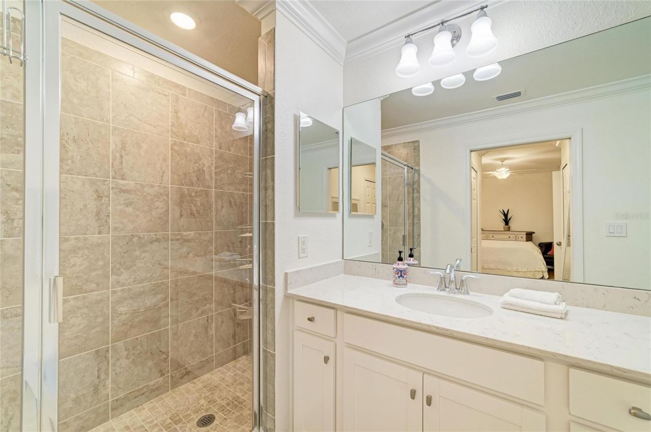 17520 Gawthrop Drive , Unit 202, Lakewood Ranch, FL 34211 Photo