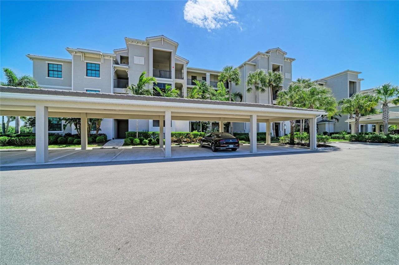 17520 Gawthrop Drive , Unit 202, Lakewood Ranch, FL 34211 Photo