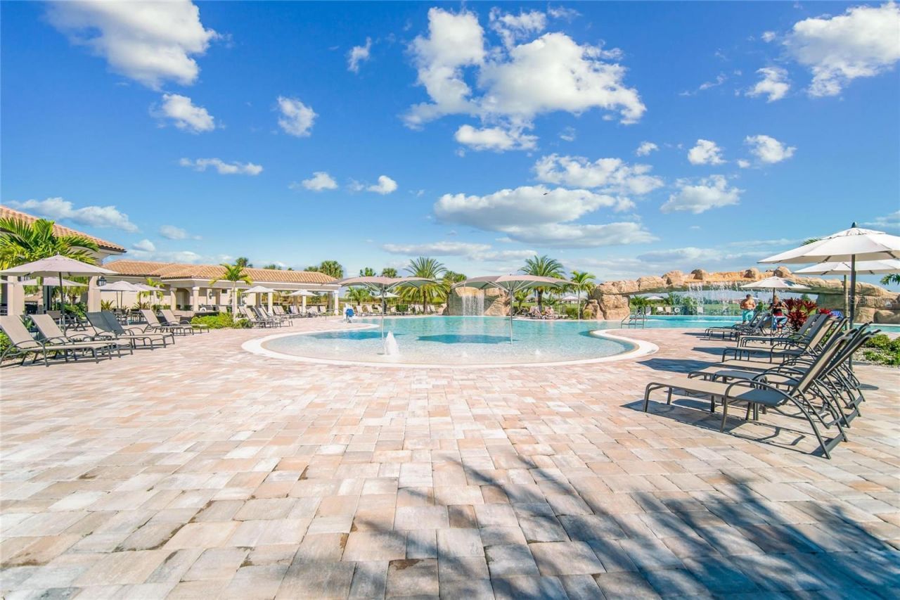 17520 Gawthrop Drive , Unit 202, Lakewood Ranch, FL 34211 Photo
