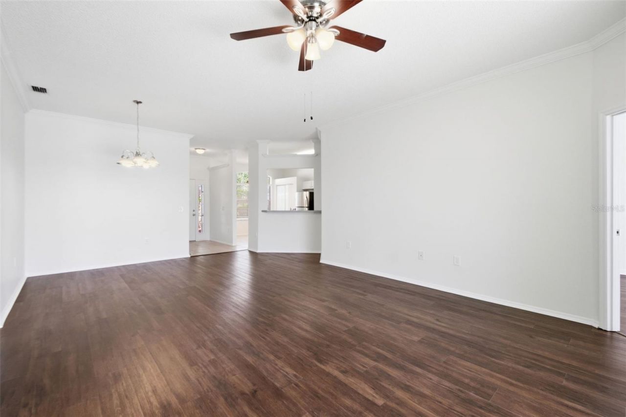 823 Springwood Circle, Bradenton, FL 34212 Photo