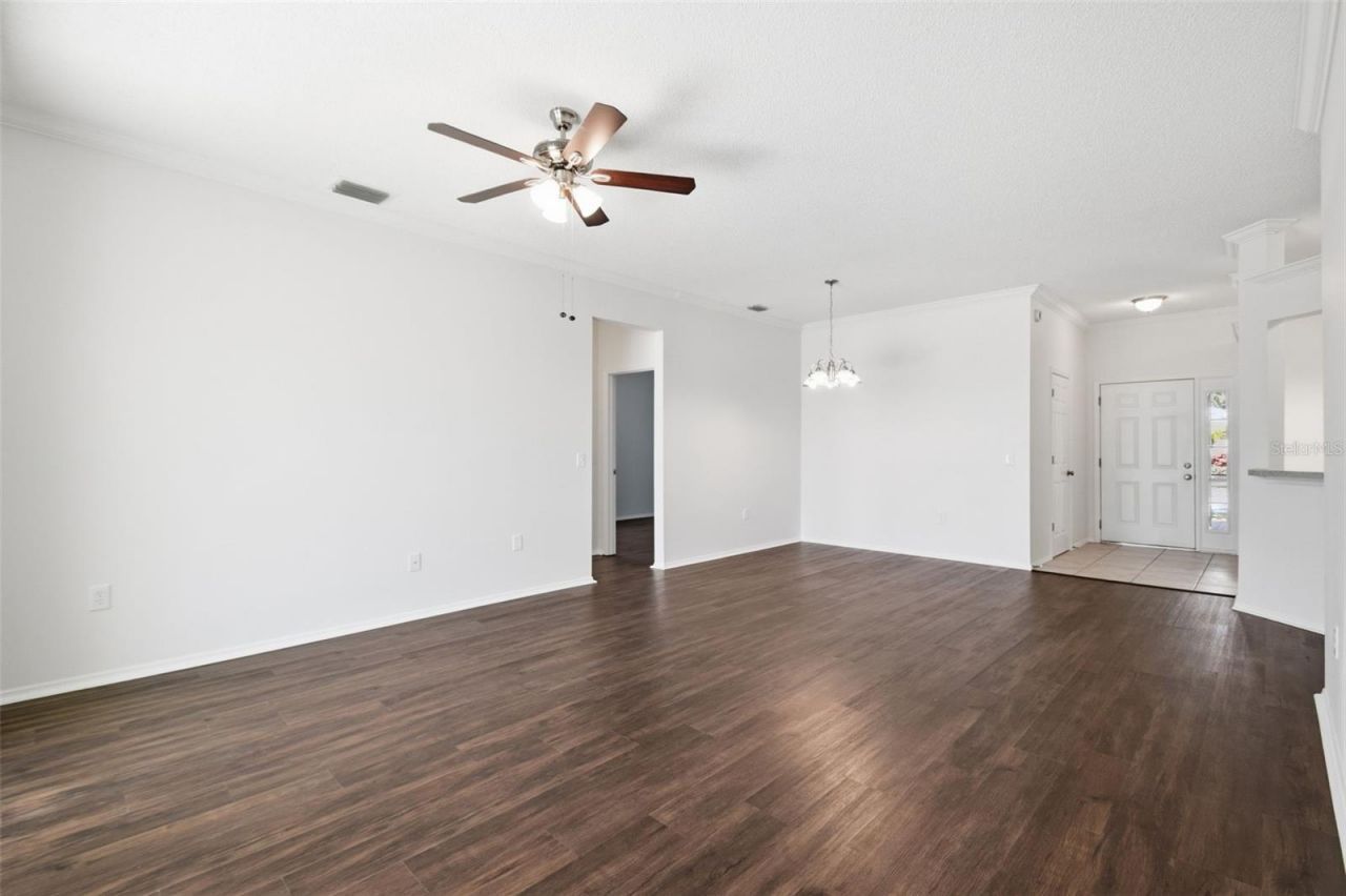 823 Springwood Circle, Bradenton, FL 34212 Photo
