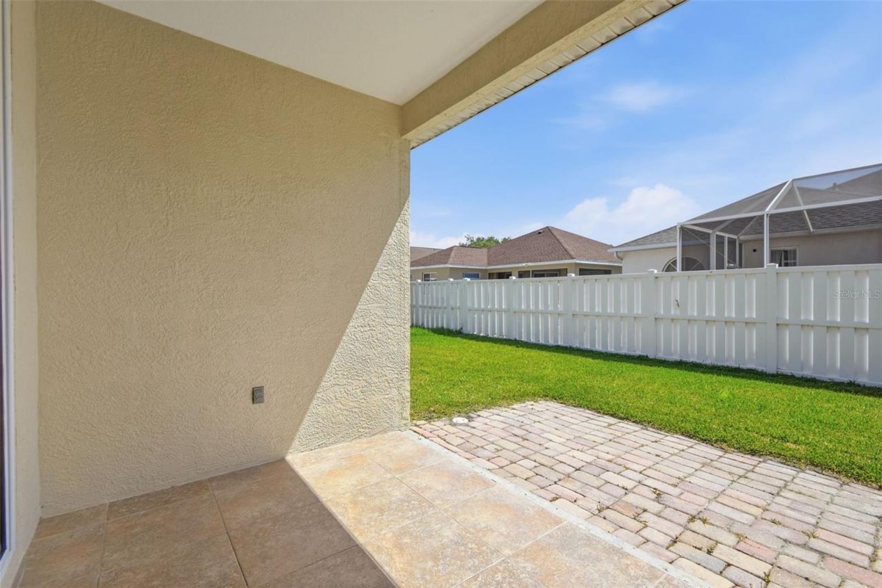 823 Springwood Circle, Bradenton, FL 34212 Photo