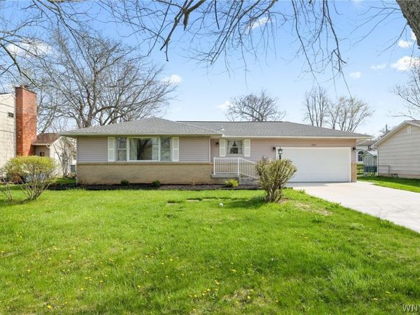 1848 Bedell Road , Grand Island, NY 14072