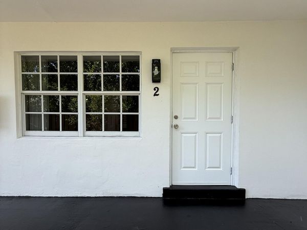 337 Kenilworth Boulevard, Unit 3, West Palm Beach, FL 33405