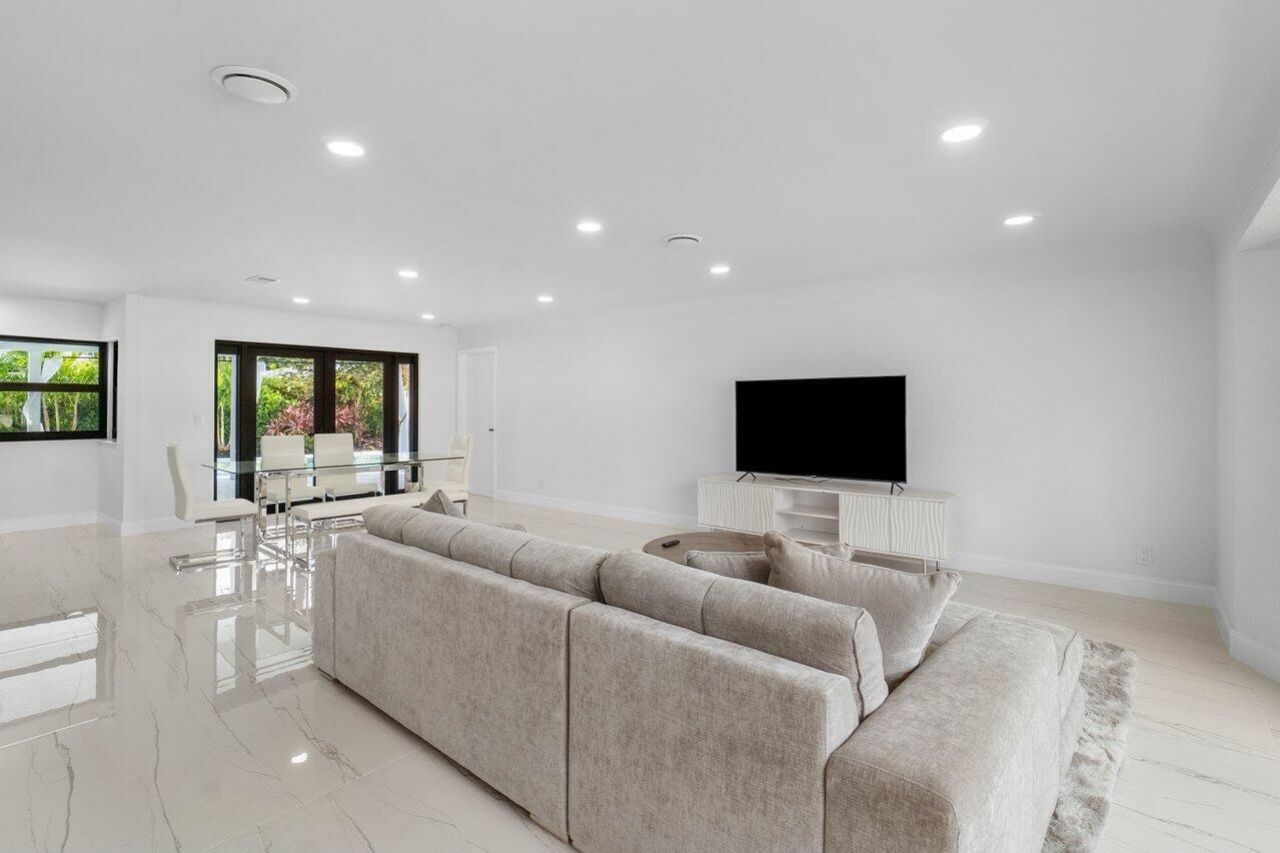 1200 SW 8th Street, Boca Raton, FL 33486 Photo