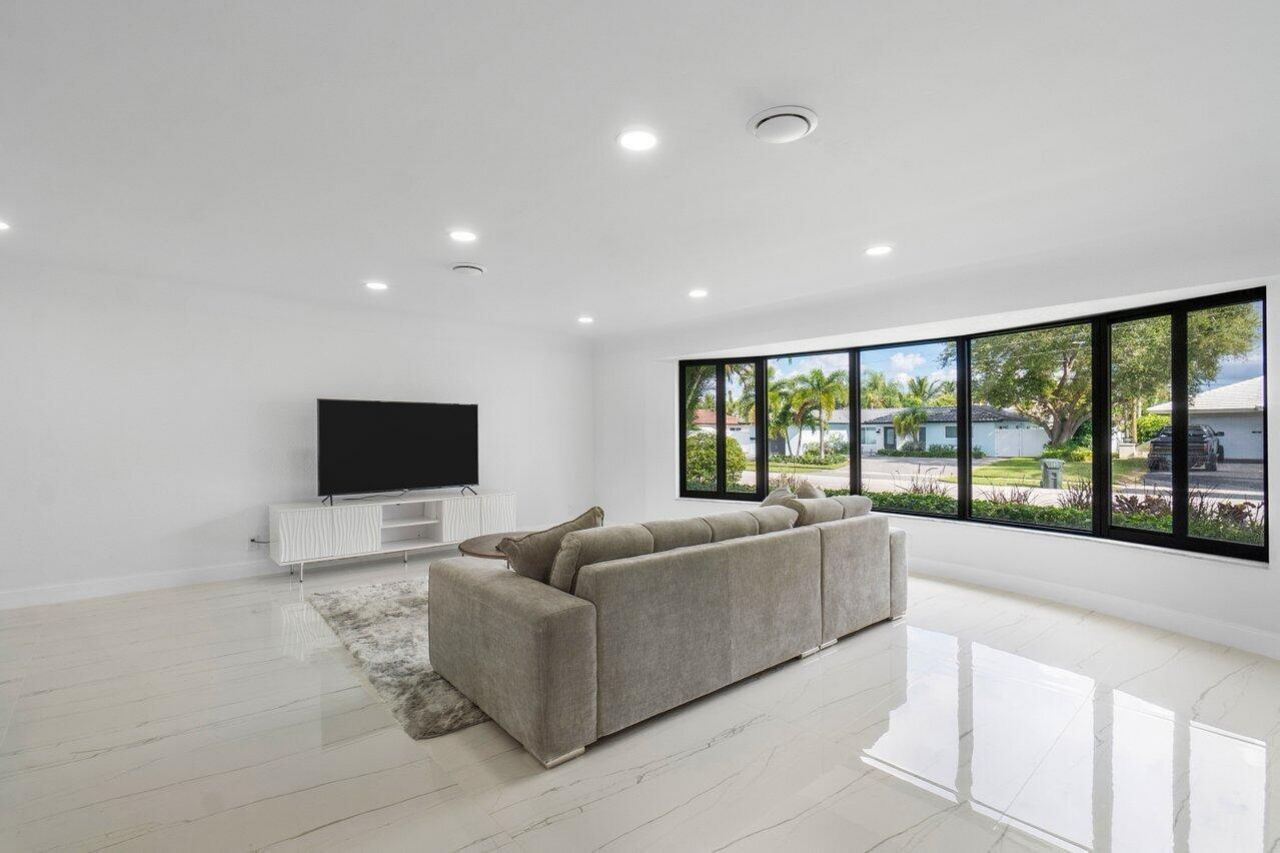 1200 SW 8th Street, Boca Raton, FL 33486 Photo