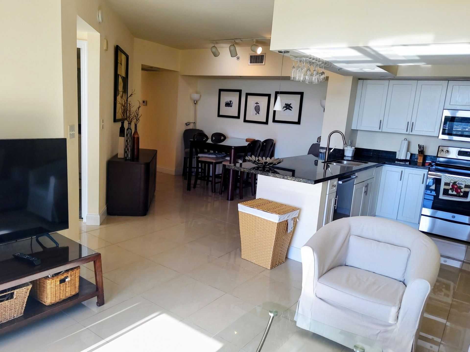 100 N Federal Highway, Unit 826, Fort Lauderdale, FL 33301 Photo