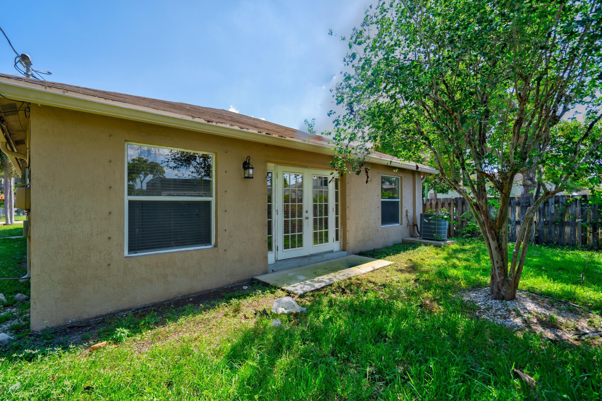 2241 NW 3rd Street, Pompano Beach, FL 33069 Photo