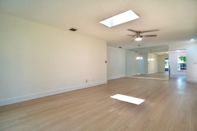 5430 Mirror Lakes Boulevard, Boynton Beach, FL 33472 Photo