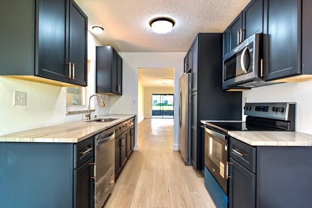 5430 Mirror Lakes Boulevard, Boynton Beach, FL 33472 Photo