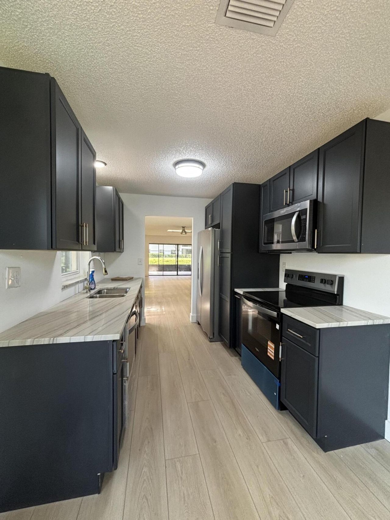 5430 Mirror Lakes Boulevard, Boynton Beach, FL 33472 Photo
