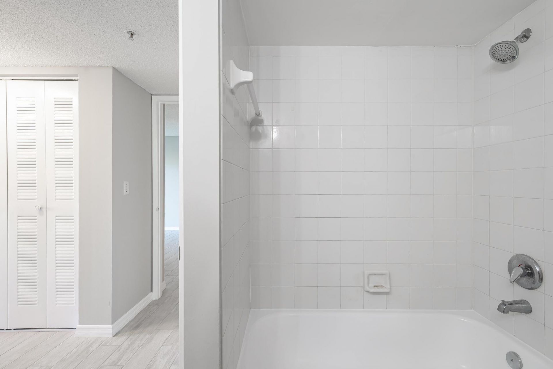 2600 S University Drive, Unit 208, Davie, FL 33328 Photo