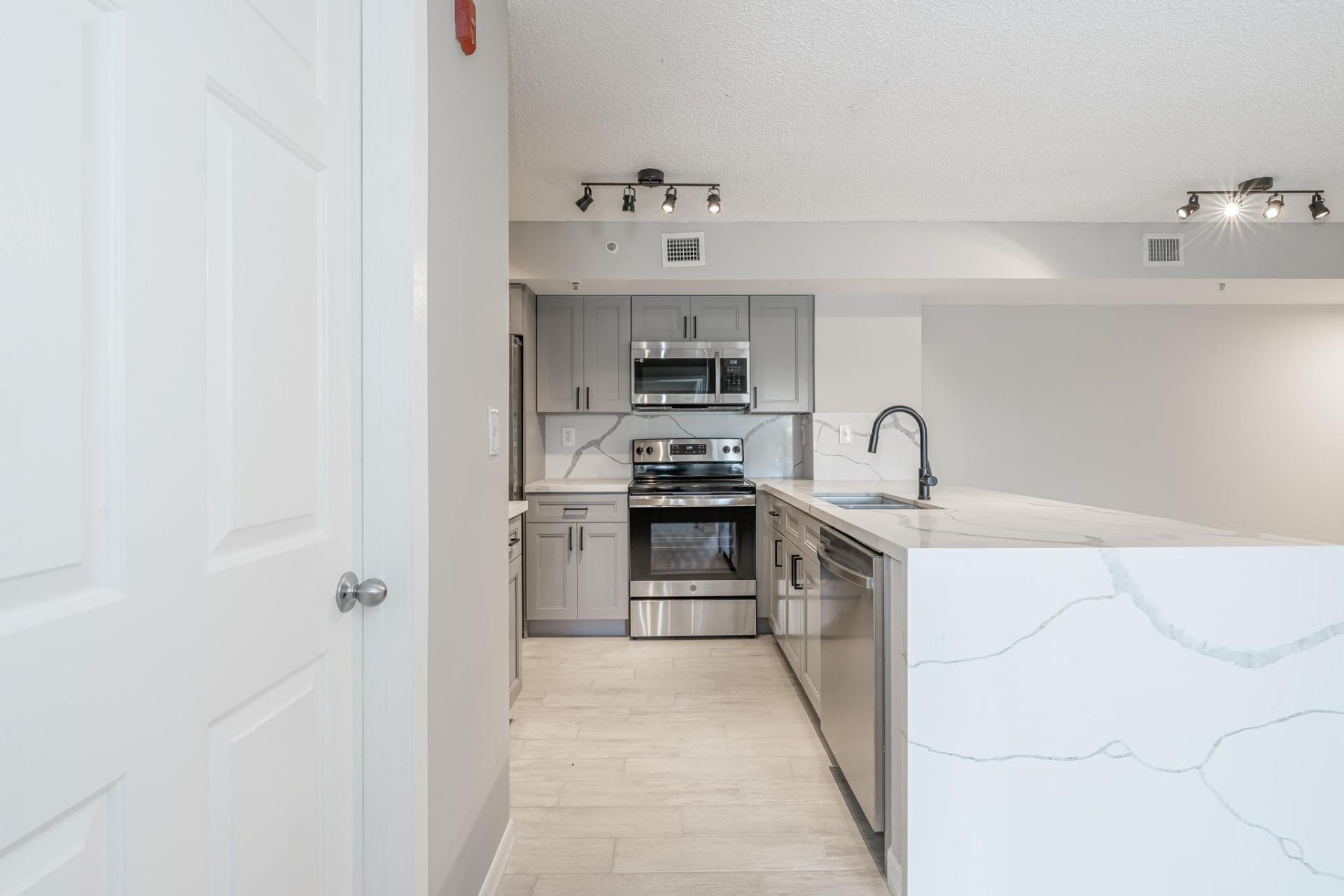 2600 S University Drive, Unit 208, Davie, FL 33328 Photo