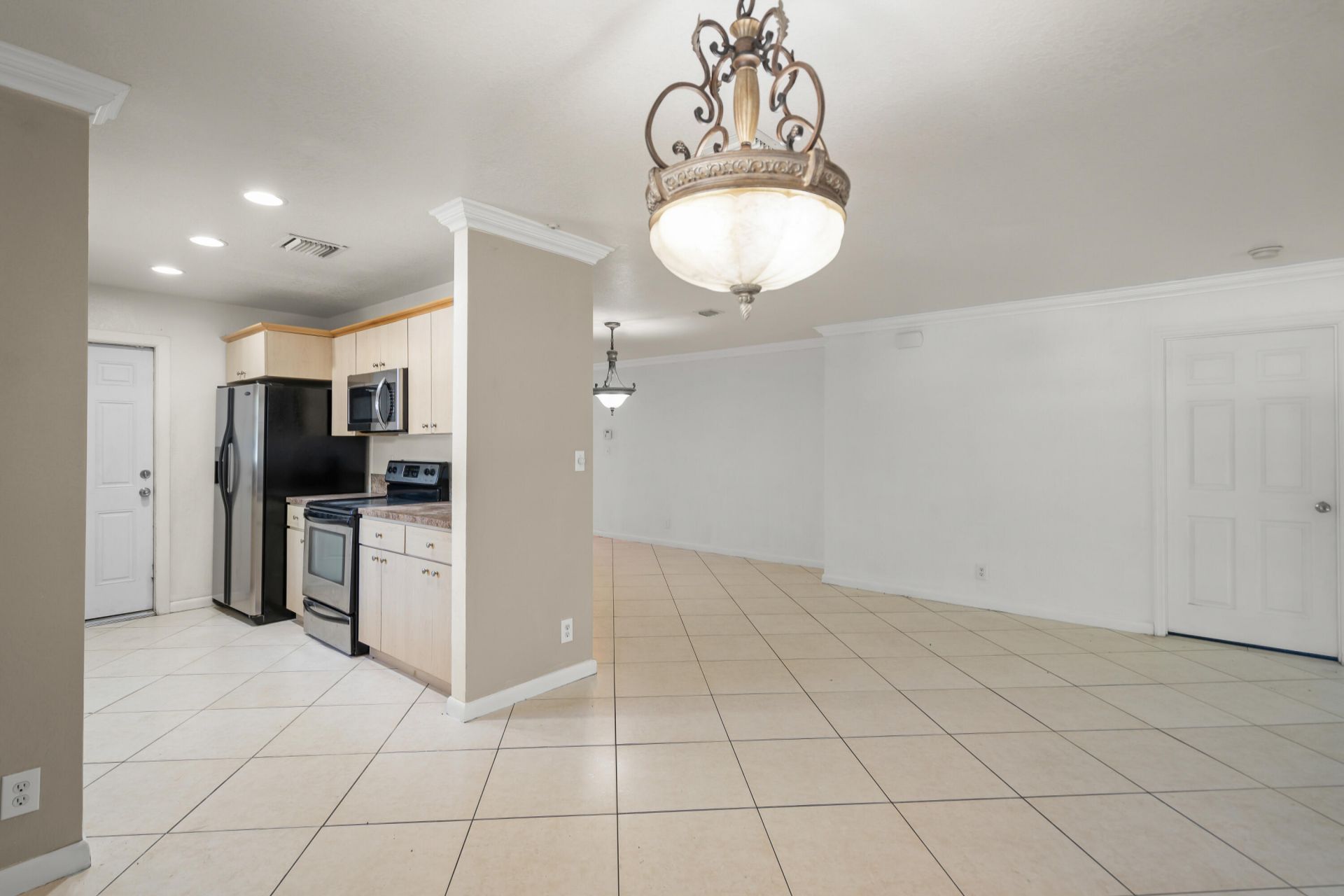 2241 NW 3rd Street, Pompano Beach, FL 33069 Photo