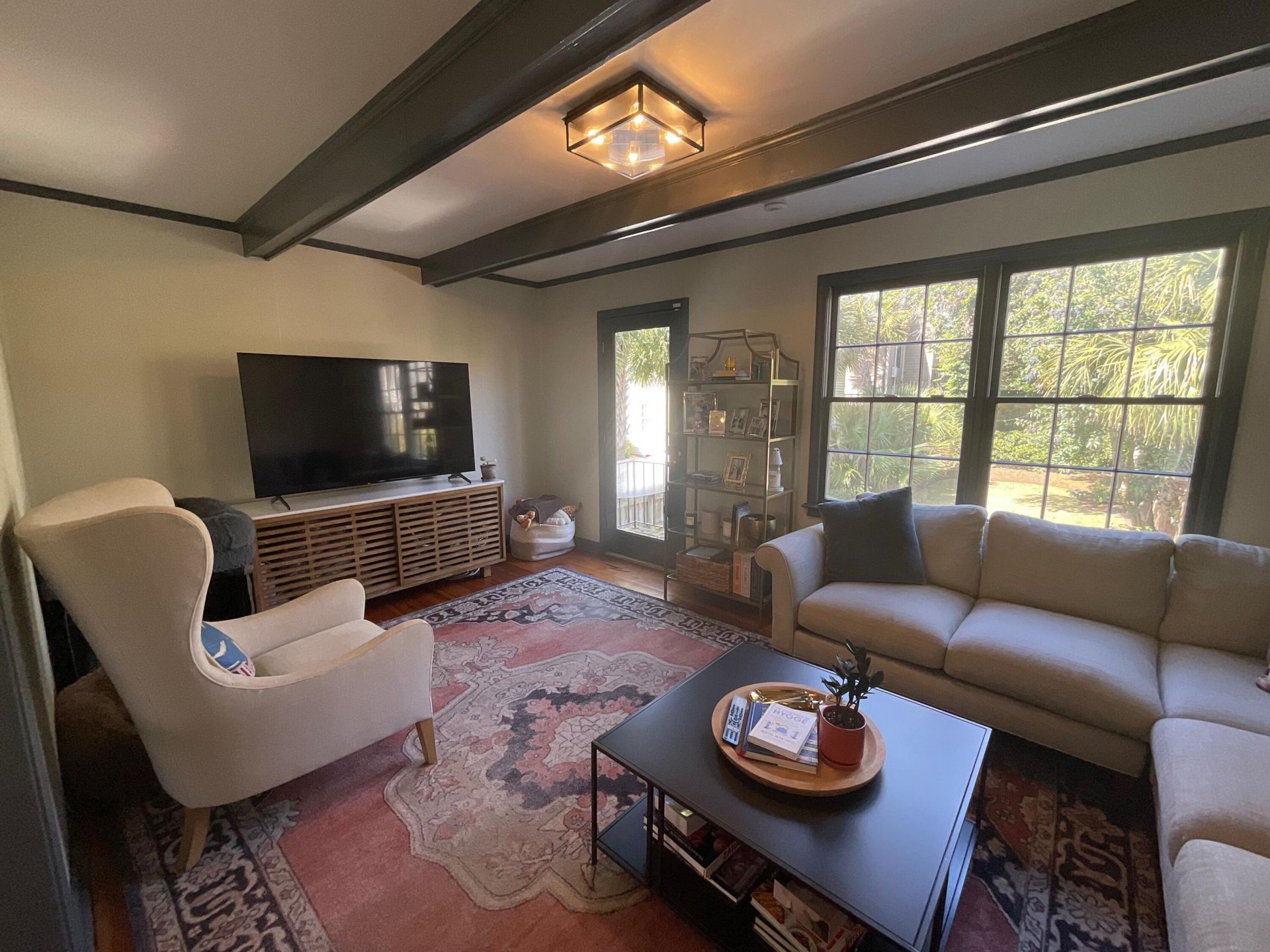 102 Beaufain Street Photo 7