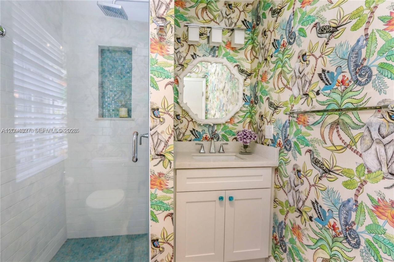 1147 Buchanan St , Hollywood, FL 33019 Photo