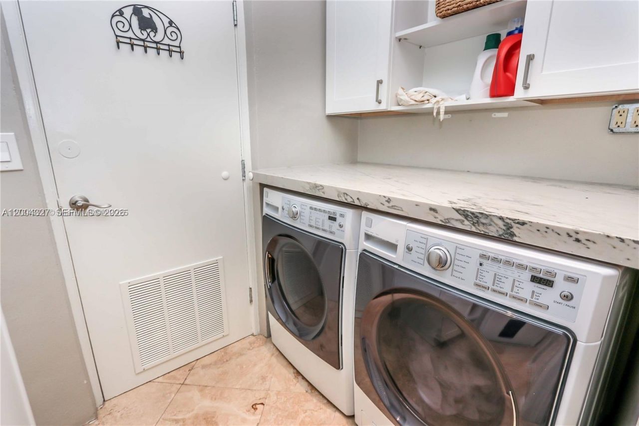 1147 Buchanan St , Hollywood, FL 33019 Photo