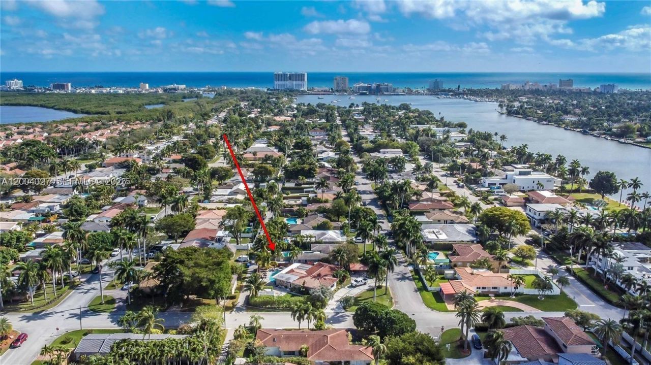 1147 Buchanan St , Hollywood, FL 33019 Photo