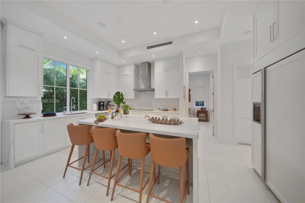 6901 Veronese St, Coral Gables, FL 33146 Photo