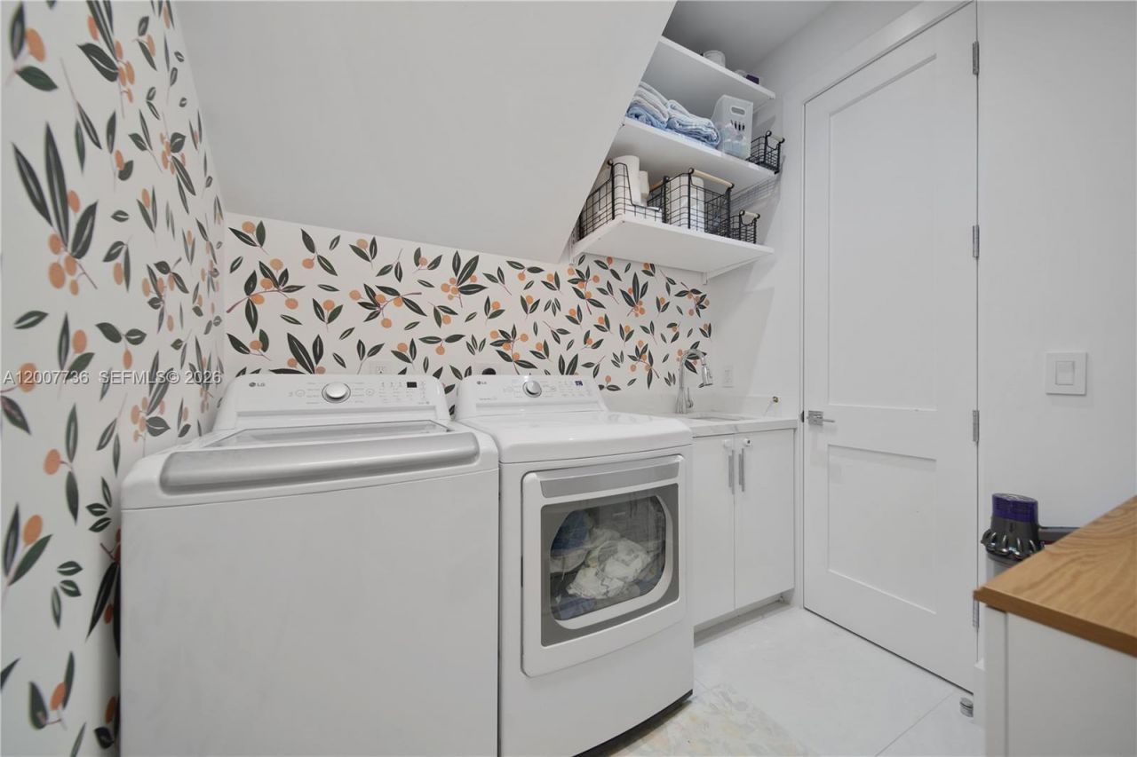 6901 Veronese St, Coral Gables, FL 33146 Photo