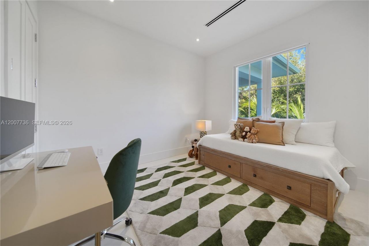 6901 Veronese St, Coral Gables, FL 33146 Photo